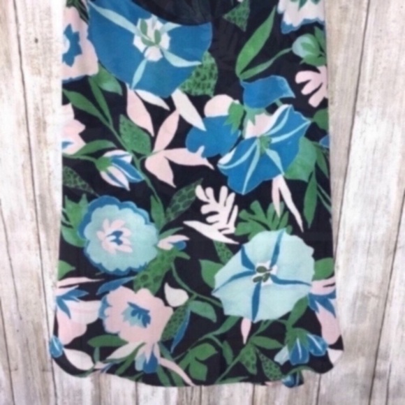 Loft Jungle Floral Tank - Picture 6 of 6